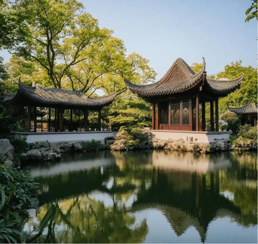 利川雨真土建有限公司